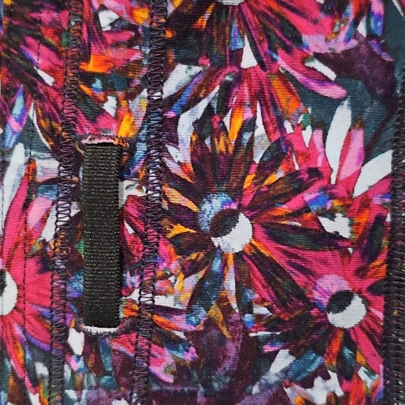 Lululemon Swift Speed High-Rise Crop 21" in Floral Electric Multi Sz 8 - Picture 14 of 15